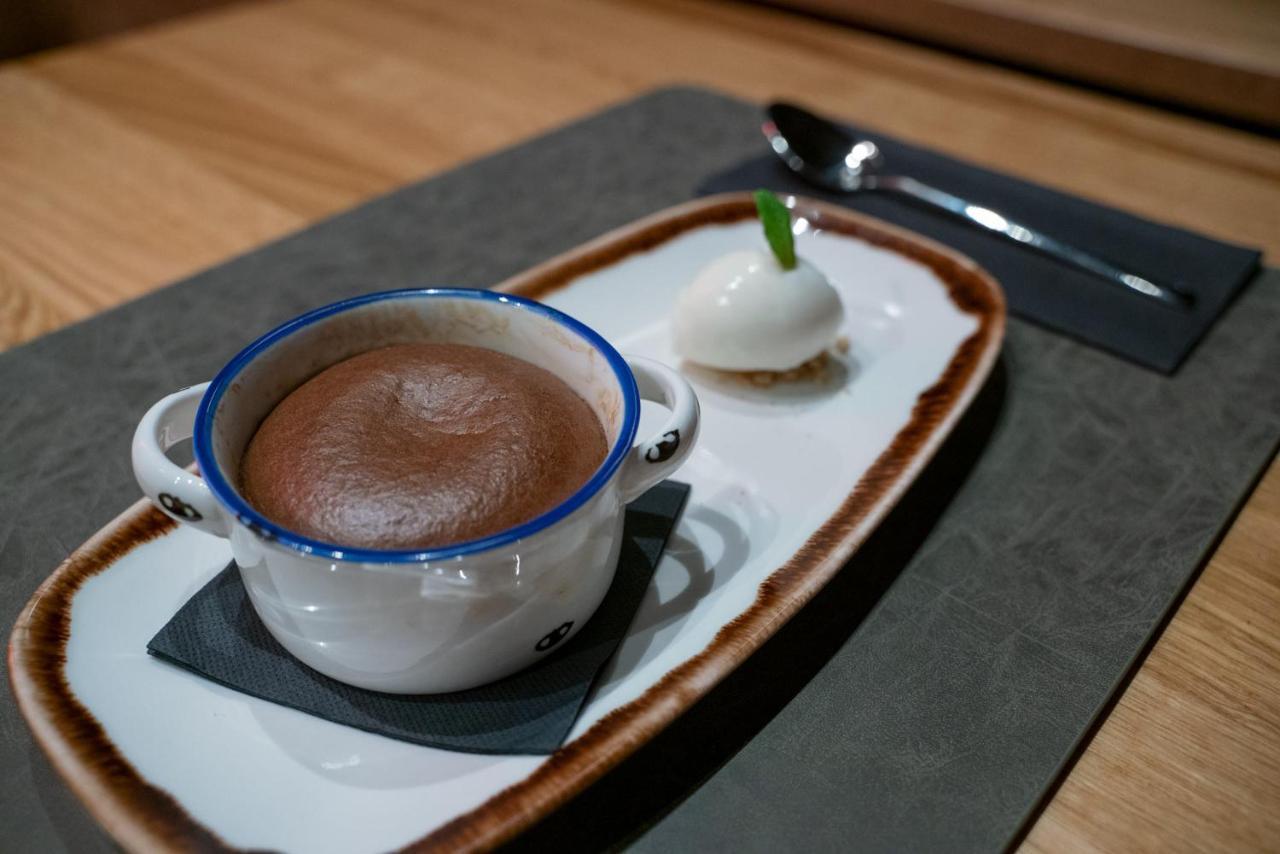 Bilder Boutique Hotel Бильбао Экстерьер фото