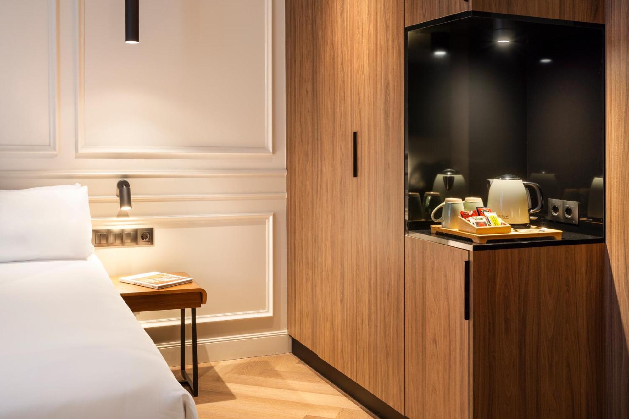 Bilder Boutique Hotel Бильбао Экстерьер фото