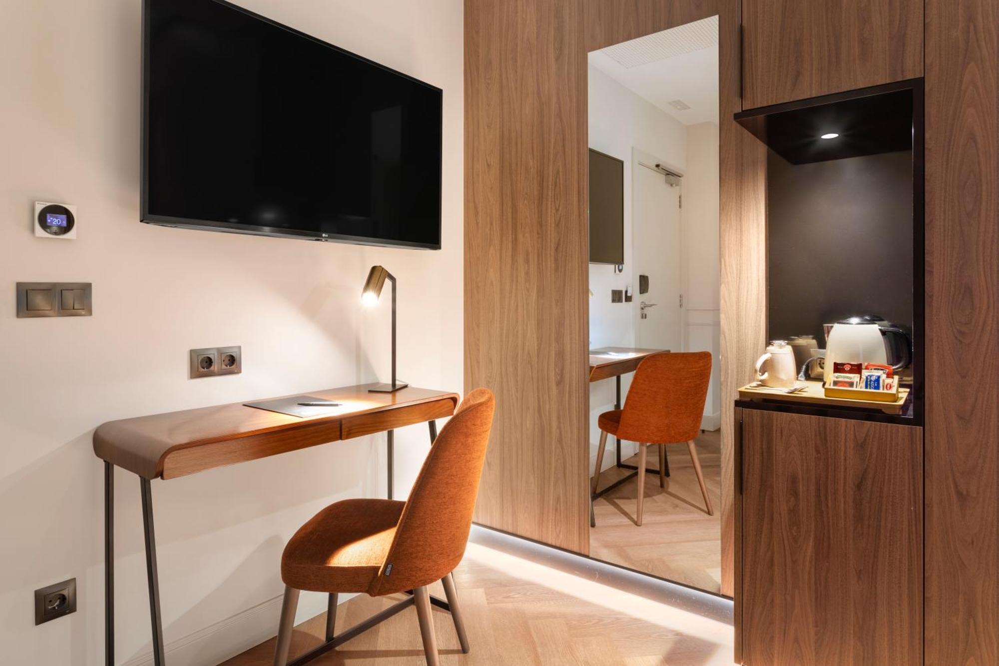 Bilder Boutique Hotel Бильбао Экстерьер фото